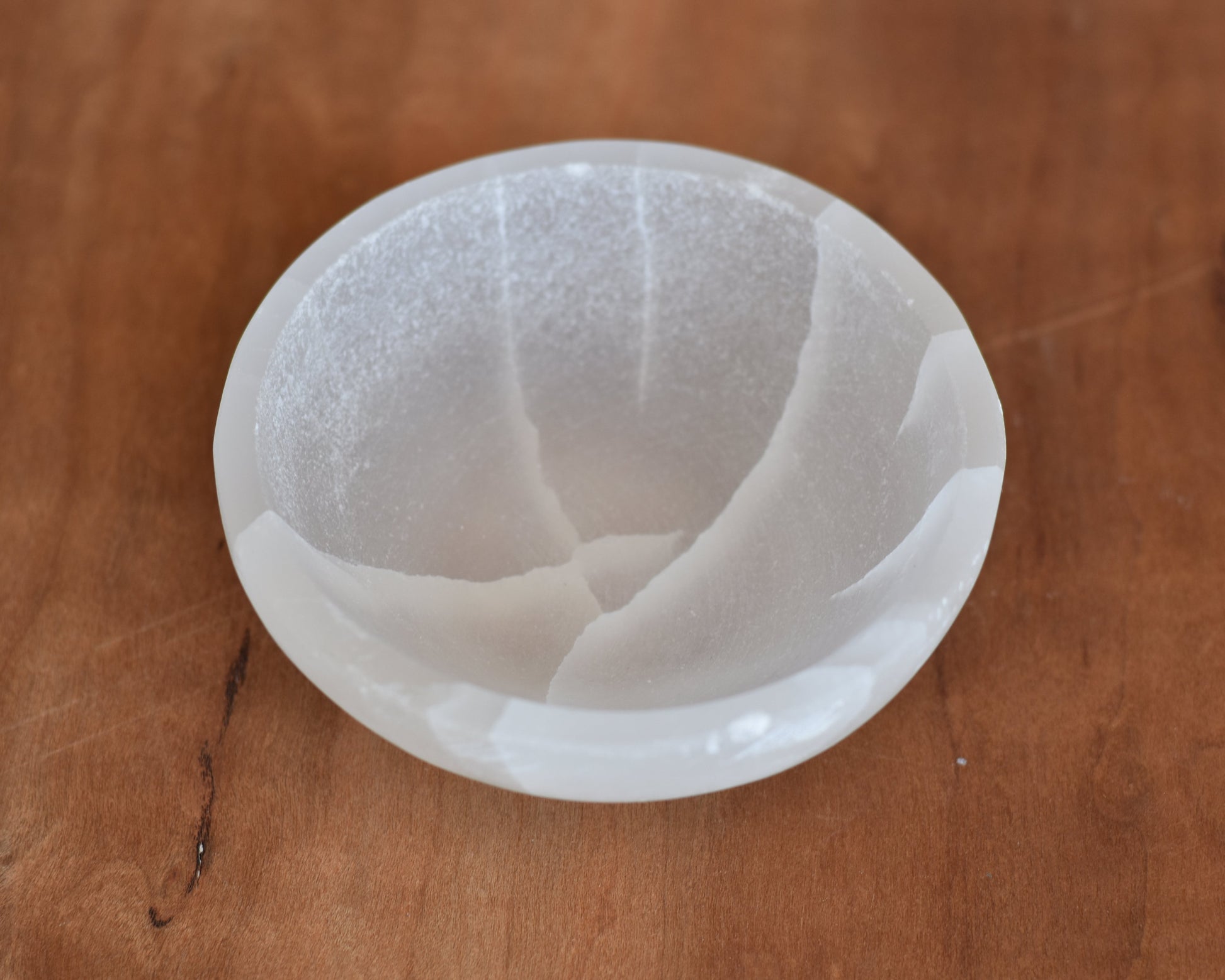 Check out our crystal shop in San Diego with Selenite decor such as lamps, bowls, candle holders and more! 
At Pacific Beads, we carry crystals in a wide variety of forms. Find Selenite geodes, Selenite housewares, Selenite carvings, and designer Selenite jewelry so that you can enjoy its healing properties in the way that best suits you and your lifestyle. The best part? You can shop crystals wholesale, meaning there is always something within your budget!