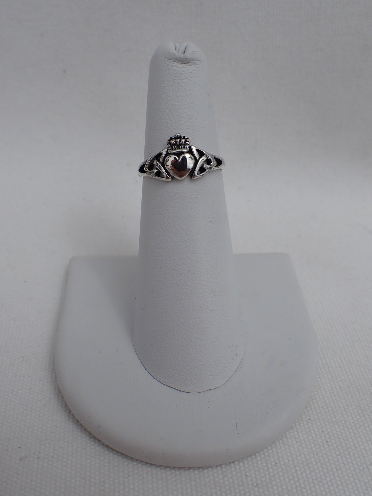 S.S. Claddagh Rings