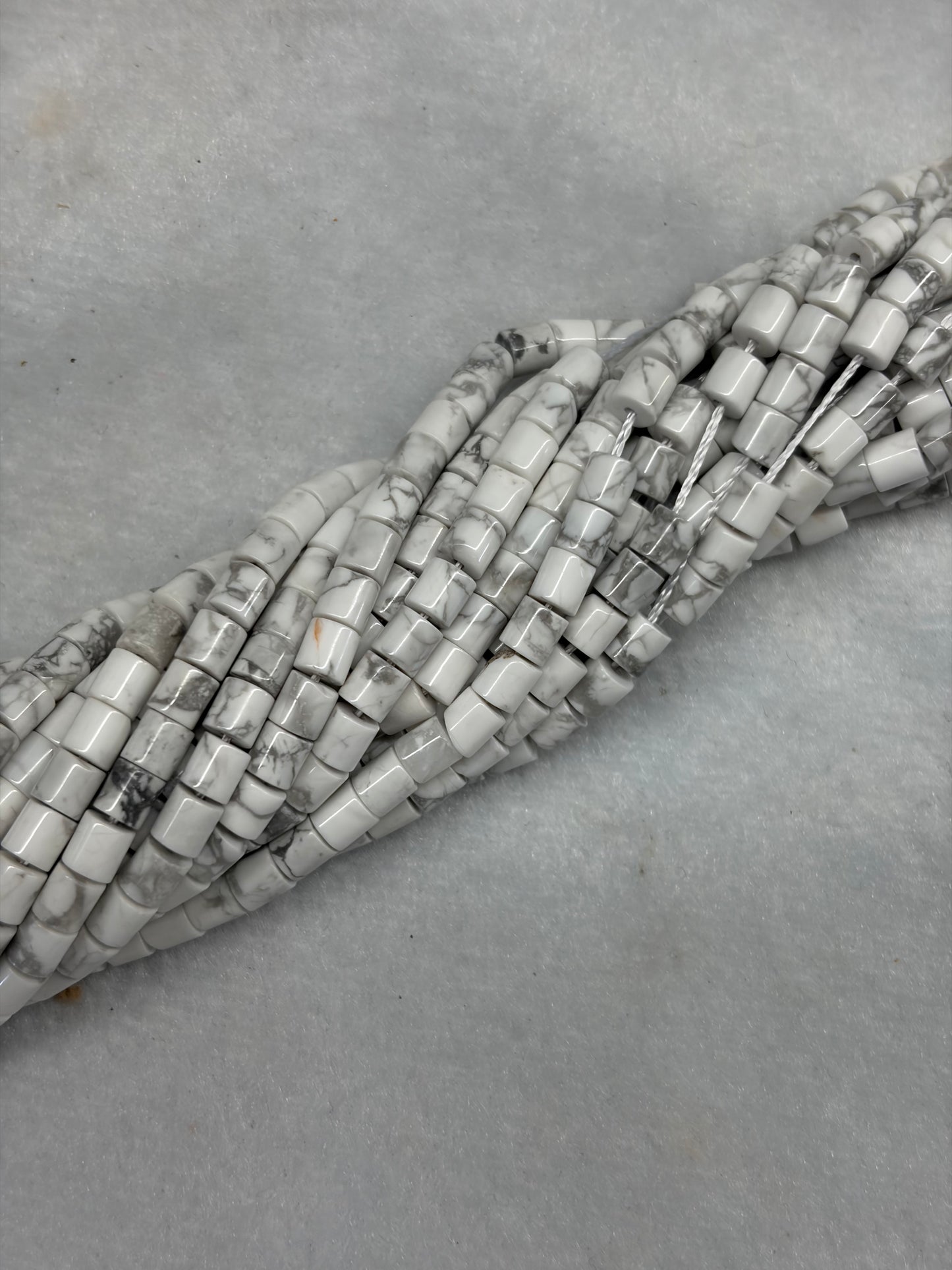 Howlite Short Tube Beads