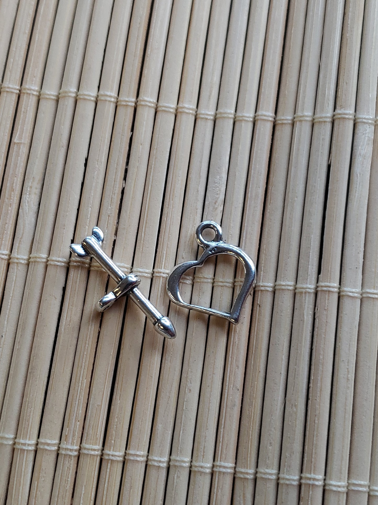 S.S. Heart Toggles (2 sets)