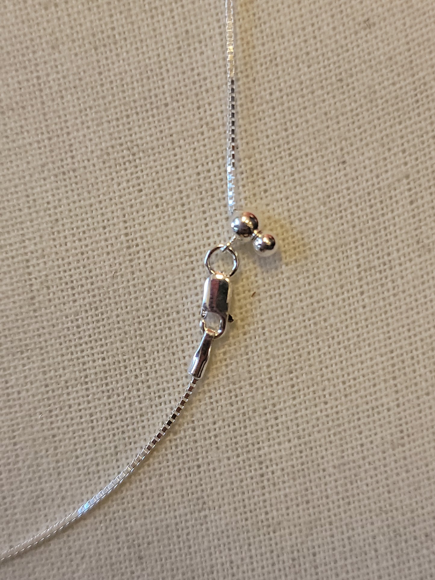 Sterling silver adjustable box chains available at wholesale and retail prices, only at our crystal shop in San Diego!