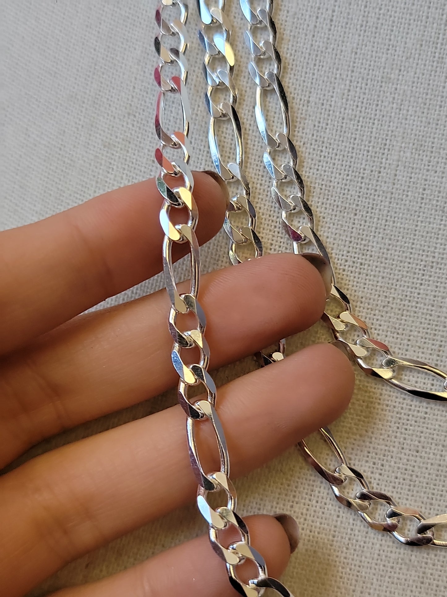 S.S. Thick Cut Figaro Chains