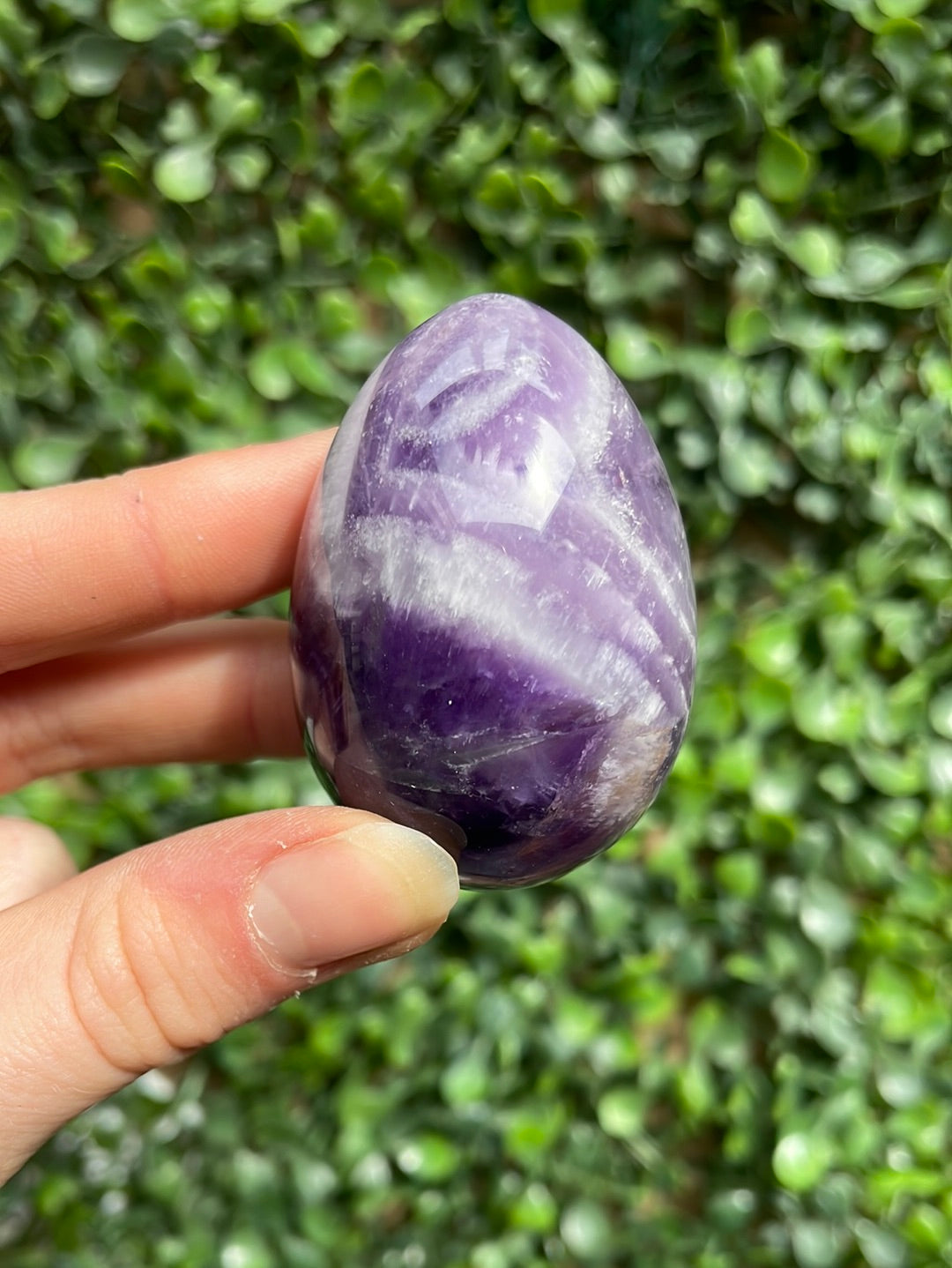 Chevron Amethyst Eggs 2”