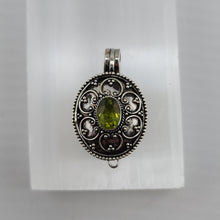 Load image into Gallery viewer, S.S. Faceted Peridot Poison Pendants
