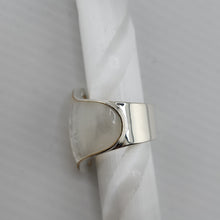 Load image into Gallery viewer, S.S. AAA Grade Mother of Pearl Adjustable Rings
