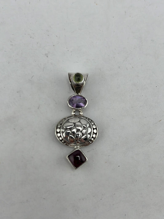 PacificBeads has amethyst and garnet pendant