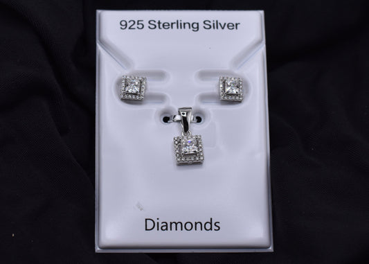 Sterling silver Moissanite Jewelry available at wholesale and retail prices, only at our crystal shop in San Diego!