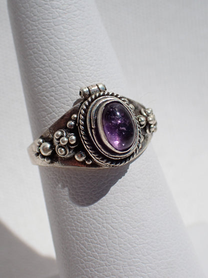 S.S. Amethyst Poison Rings