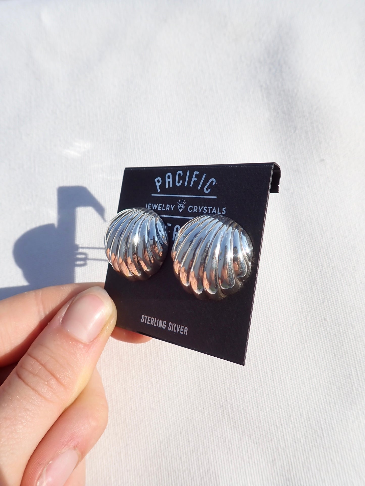 S.S. Shell Earrings