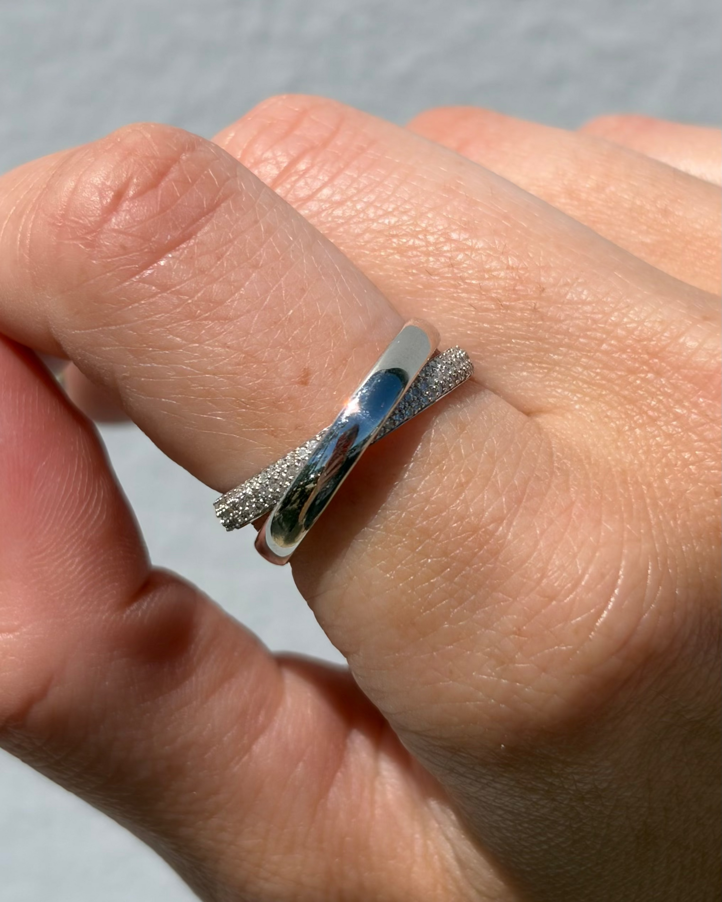 S.S. Interlocking Diamond Rings