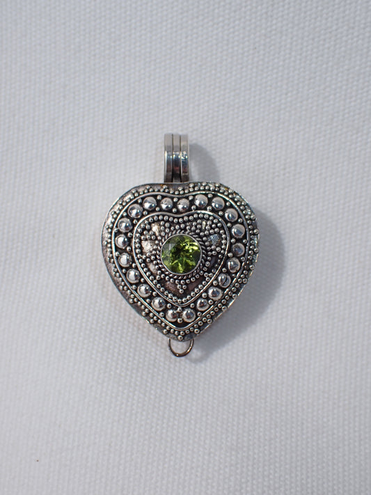 S.S. Poison Heart Pendants