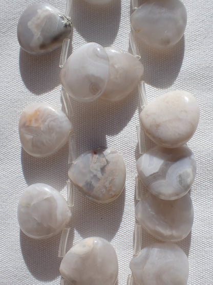 Cream Lace Agate Teardrop Beads