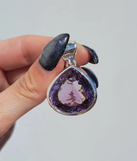 S.S. 'AAA' Large Faceted Amethyst Fan Pendants