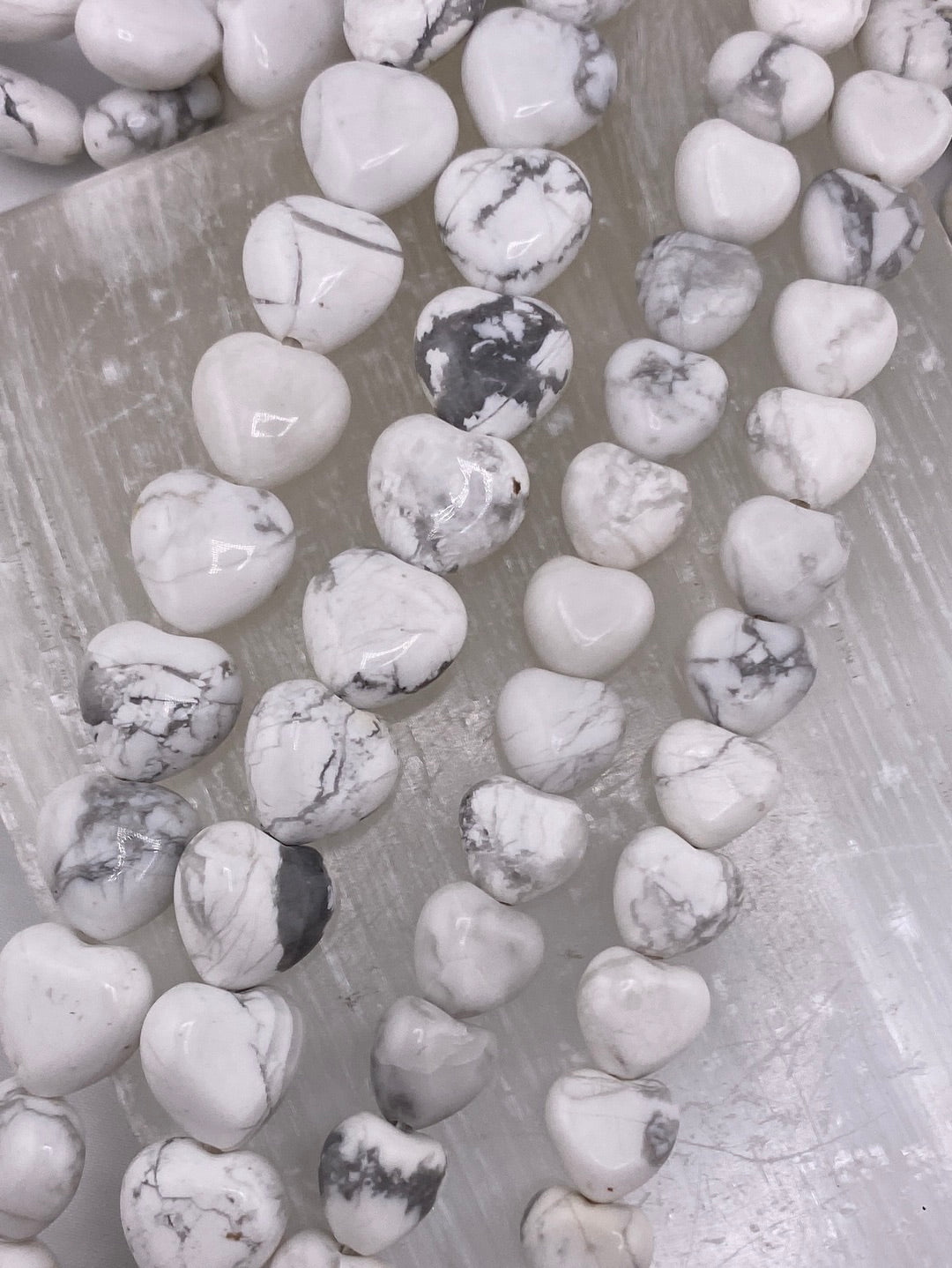 Howlite Heart Beads