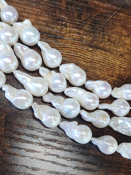 A Grade Baroque Pearls
