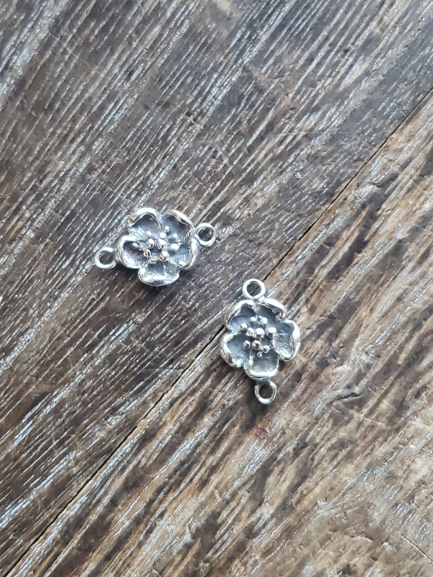 S.S. Flower Connector Charms (2 pc)