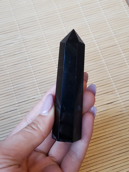 obsidian points  2 inches tall