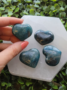 Mini Apaite Hearts