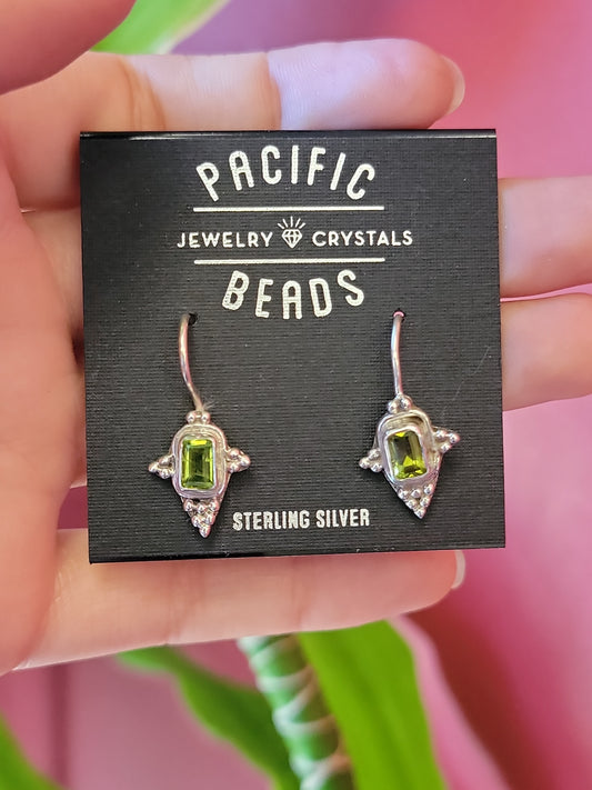 Pacific Beads has peridot earrings