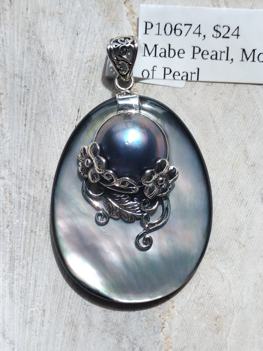 S.S. AAA Grade Mother of Pearl and Mabe Pearl Pendants